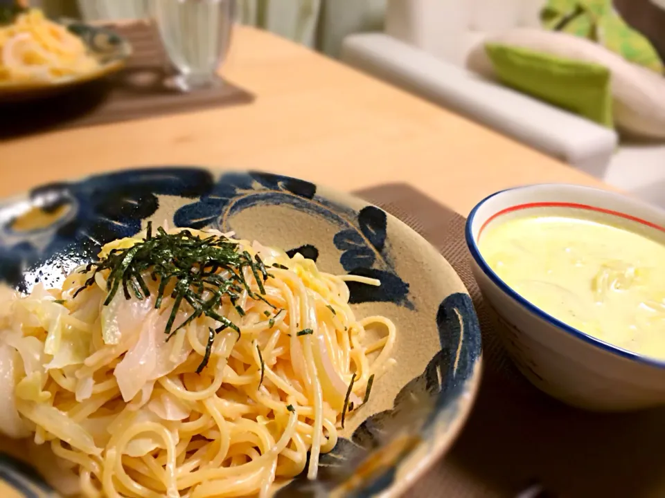 キャベツと玉ねぎのたらこパスタ、キャベツと玉ねぎのミルクカレースープ|ひろみさん