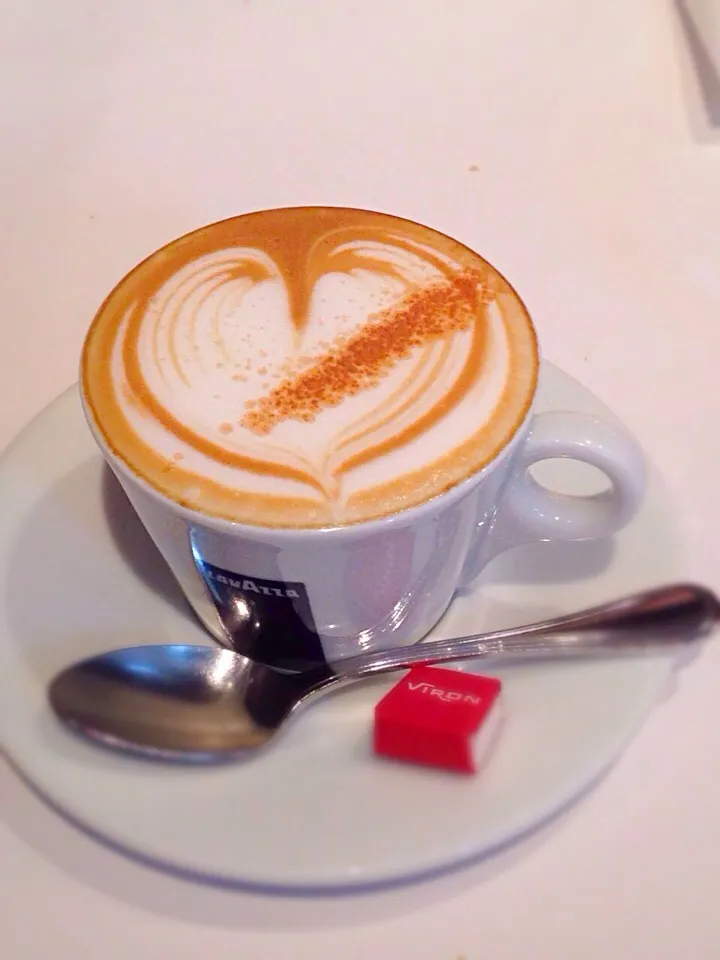 Heart cappuccino 💗|jaszminnyさん