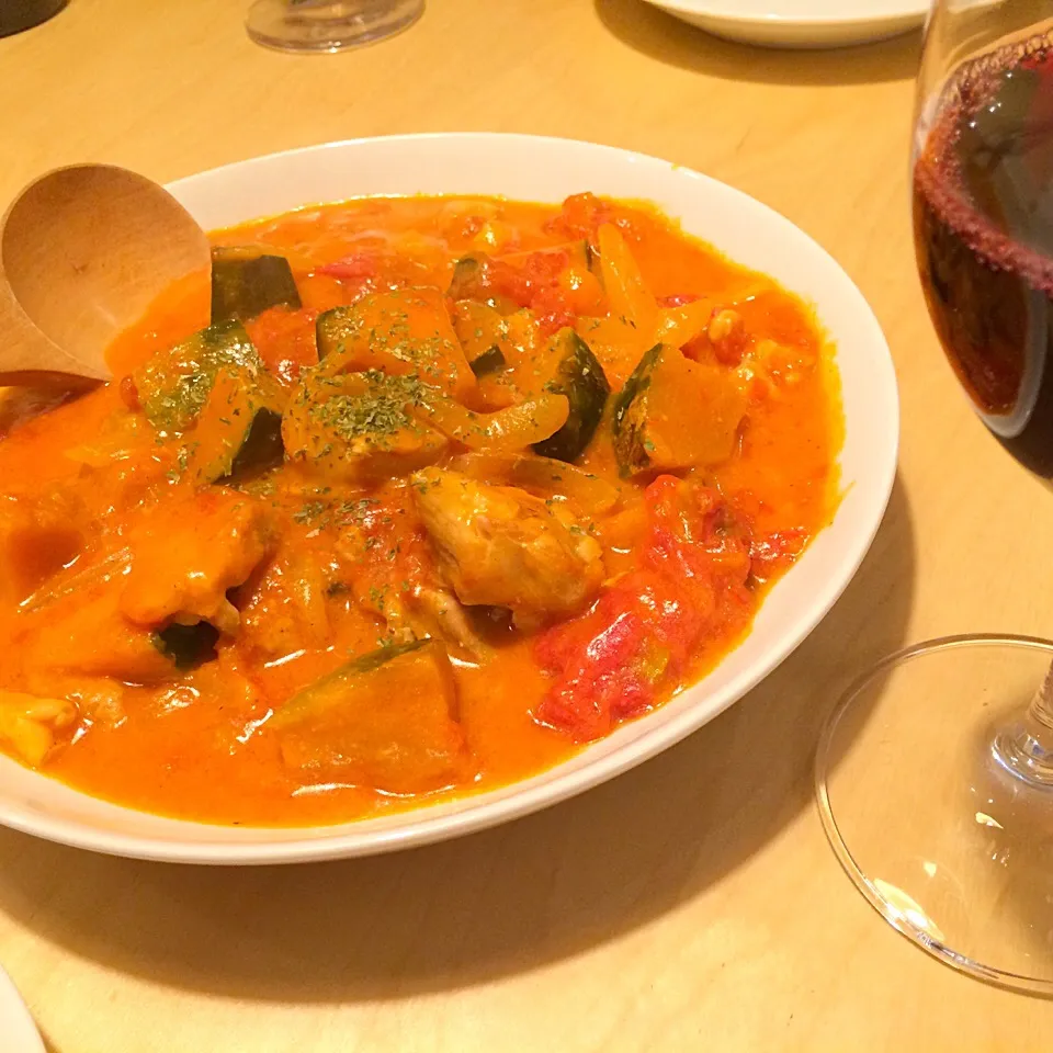 カボチャと鶏肉のクリームトマト煮込み|ぴっぱーさん