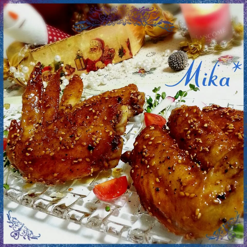 フライパン一つで😉揚げないテリテリ✨ツヤツヤ✨✨な名古屋風手羽先🐔|Mika❈さん