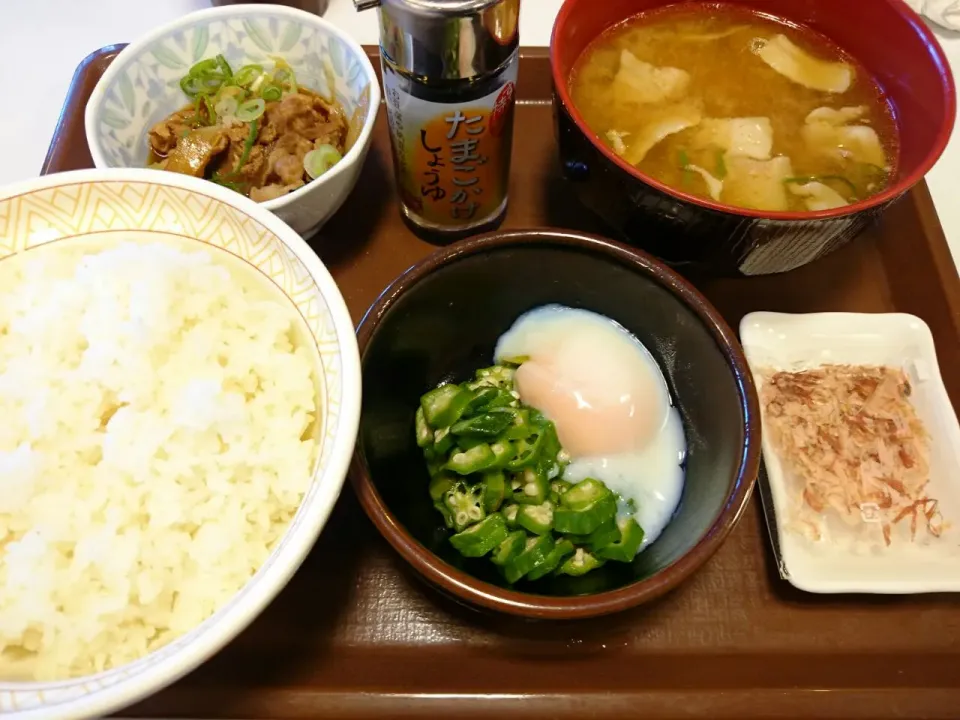 Snapdishの料理写真:まぜのっけ朝食＋ご飯大盛＋とん汁変更|ツツカメさん