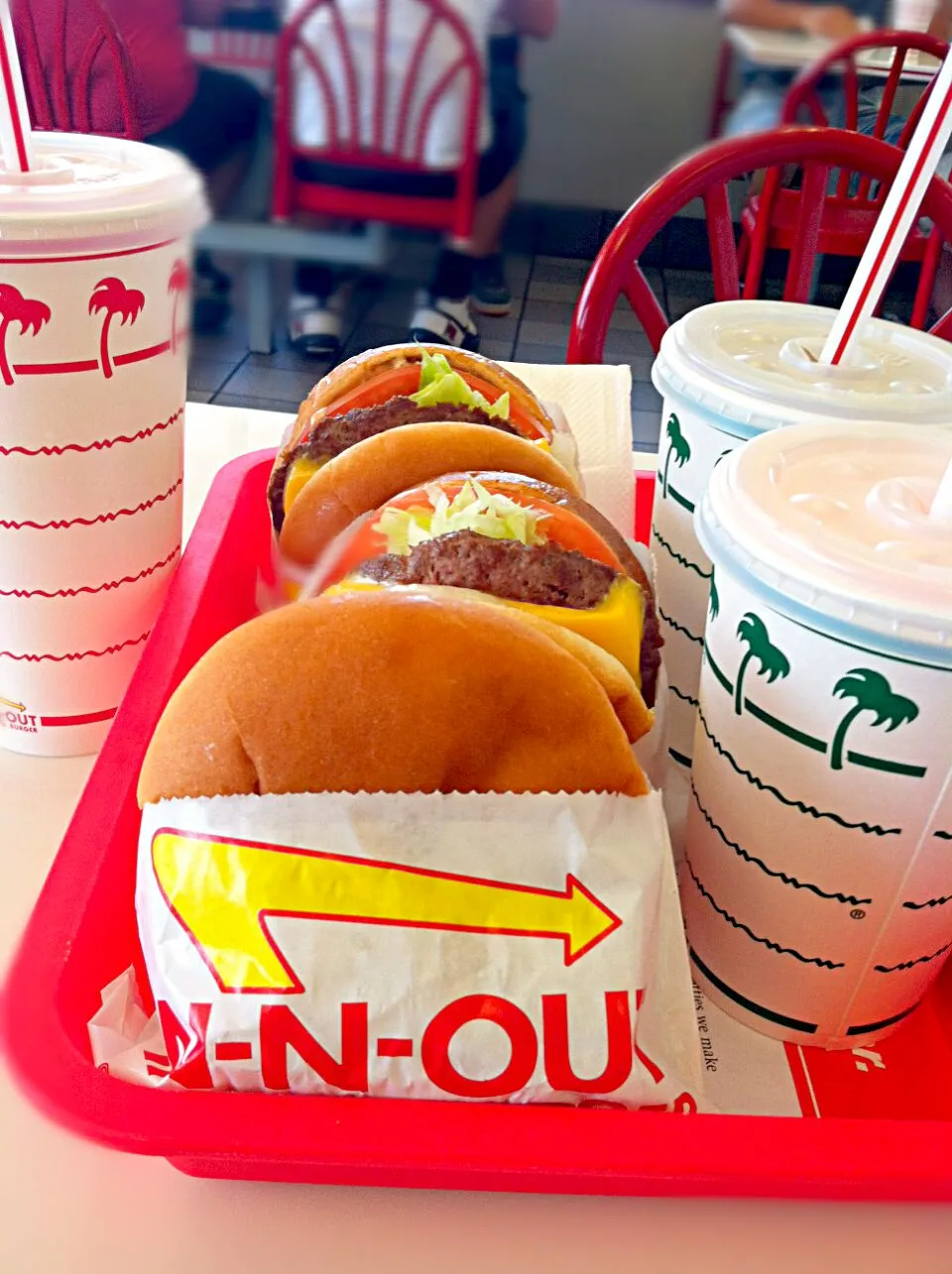 In N Out Cheeseburgers with milkshakes, San Francisco,CA, USA.  I'm not a big fan of fast food burgers but In N Out burgers are different b/c they taste very fr|Jihollandさん