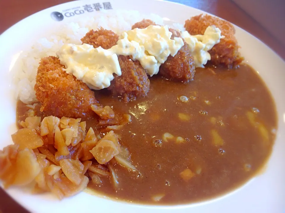 カキの時季がやって来た〜「CoCo壱番屋 カキフライカレー＆タルタル、チーズ」😋👍|アライさんさん