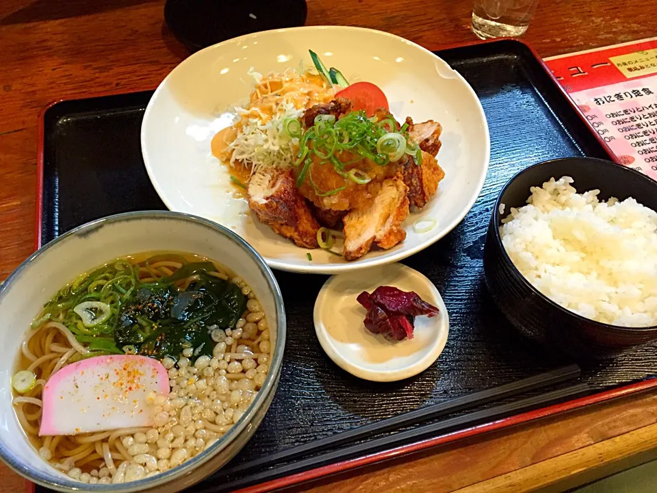 Snapdishの料理写真:和風おろし若鶏の唐揚げ定食(^o^)|すかラインさん