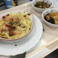 Snapdishの料理写真:エビグラ。サイゼリアの方がうまいー(^^;;|竜巻野郎さん