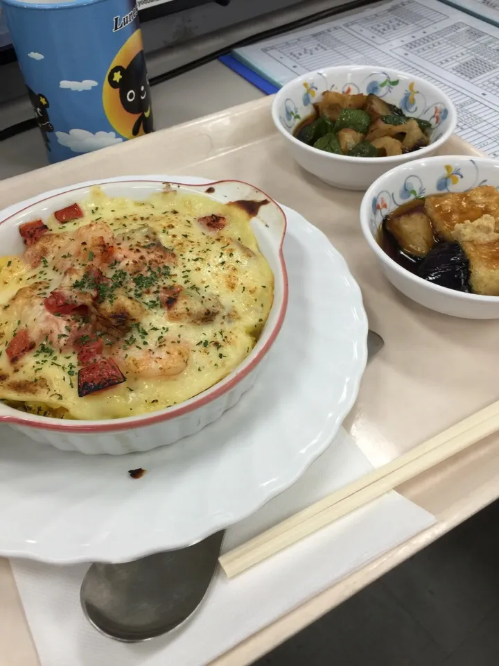 Snapdishの料理写真:エビグラ。サイゼリアの方がうまいー(^^;;|竜巻野郎さん