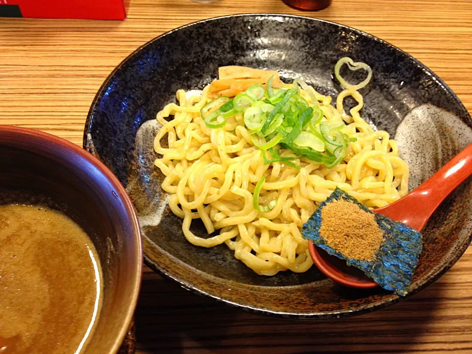 濃厚とんこつ魚介つけ麺|OTISさん