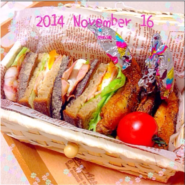 玄米ブレッドminiサンドと手羽先ブラックペッパーまみれのLunch Box ❤︎|Haz Haz ♡さん