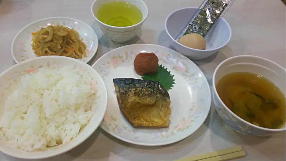 Snapdishの料理写真:合宿の朝食  @  東京農大富士畜産農場にて|meguromenさん