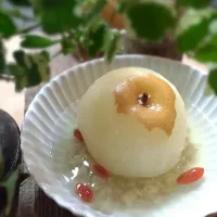 Snapdishの料理写真:Poached pear with osmanthus and sweet rice wine