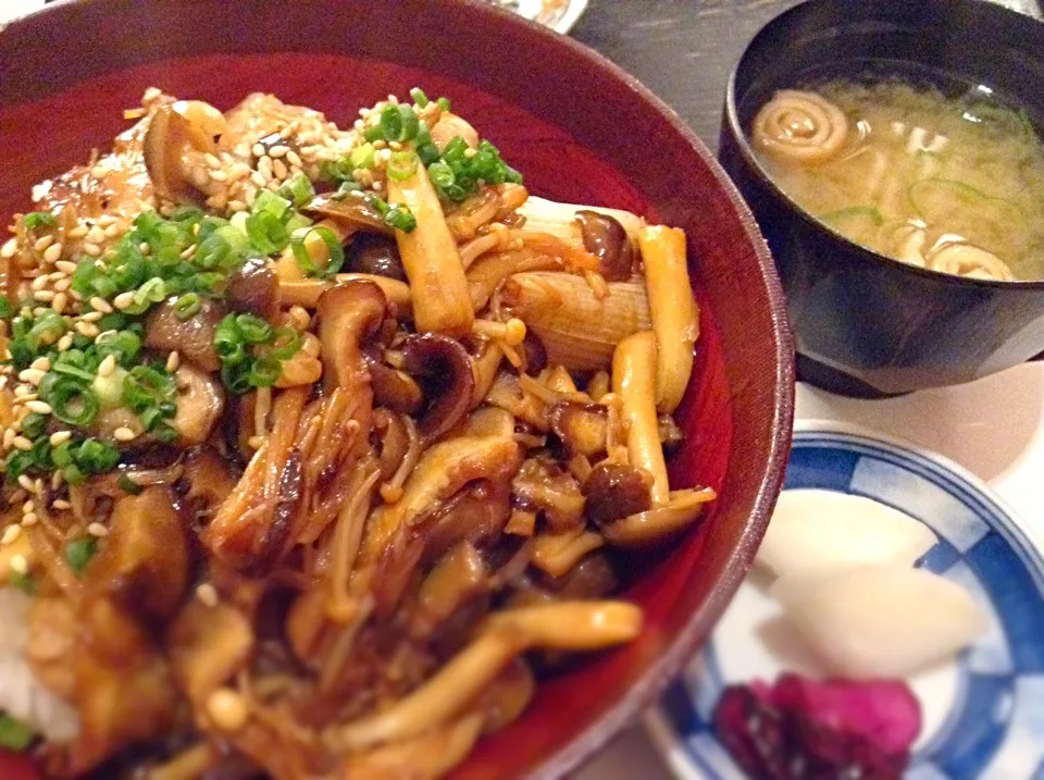 麦豚ときのこのくわ焼き丼★|RIEママさん