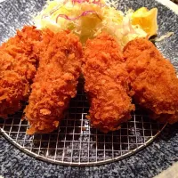 Snapdishの料理写真:牡蠣フライ|Akira Umeharaさん