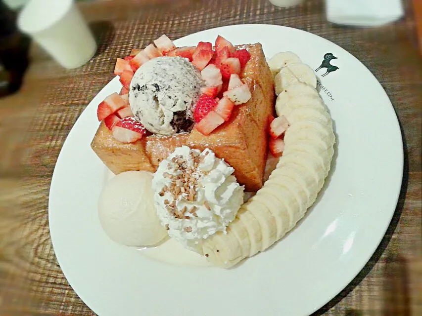 Snapdishの料理写真:my fav.  🍞🍰🍨🍯|talententenさん