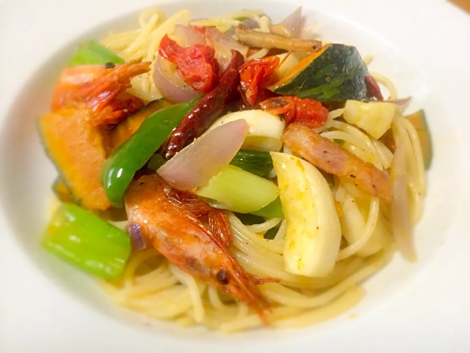 Snapdishの料理写真:shrimp&vegetables pasta|Masakiさん