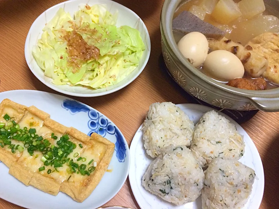 Snapdishの料理写真:おでんの夕飯|ぷたさん