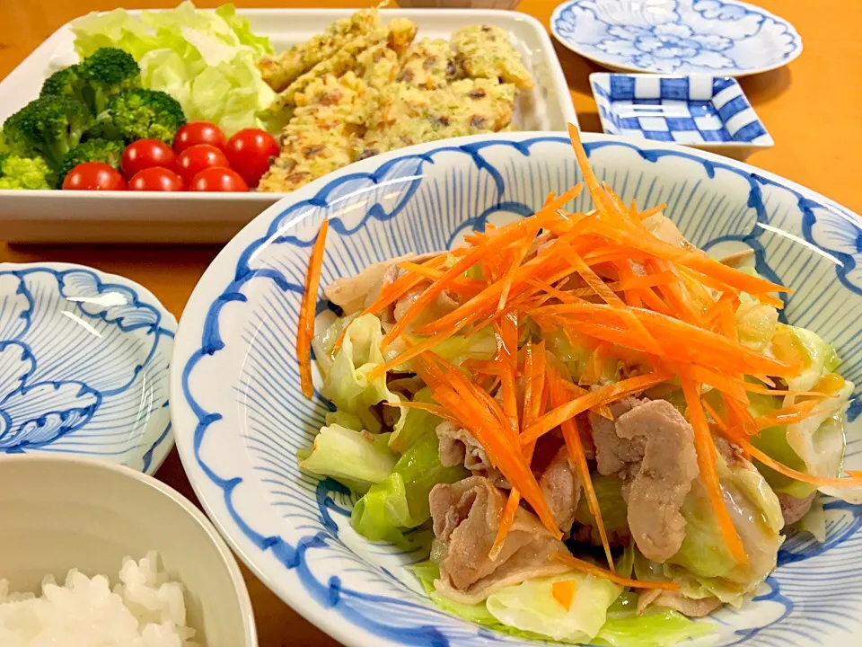 キャベツと豚肉の炒め物とちくわの磯辺揚げ|ルドルフさん