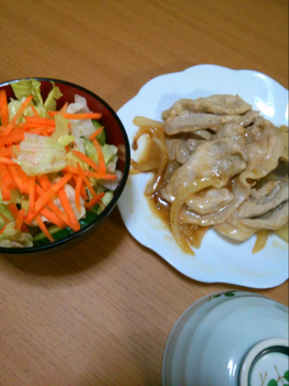 しょうが焼きとサラダ|かにゃさん