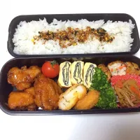 Snapdishの料理写真:唐揚げ弁当☆|Michiko  Arakiさん