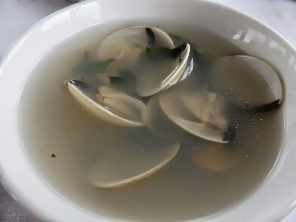 ベトナム・ハロン湾でのクルーズランチ|東京ライオンズさん