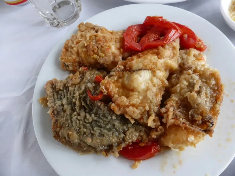 ベトナム・ハロン湾でのクルーズランチ|東京ライオンズさん