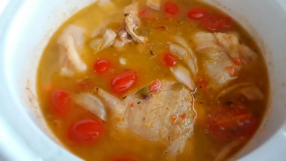 Snapdishの料理写真:Slow Cooker Salsa Chicken|HungryNerdさん