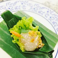 Snapdishの料理写真:タイのオードブル、サクーサイガイ。ของว่างไทย สาคูไส้ไก่ Today's menu Thai Hors D'oeuvres, Sakoo Sai Gai|Malisa | マリサランゲージ&カルチャースクールさん