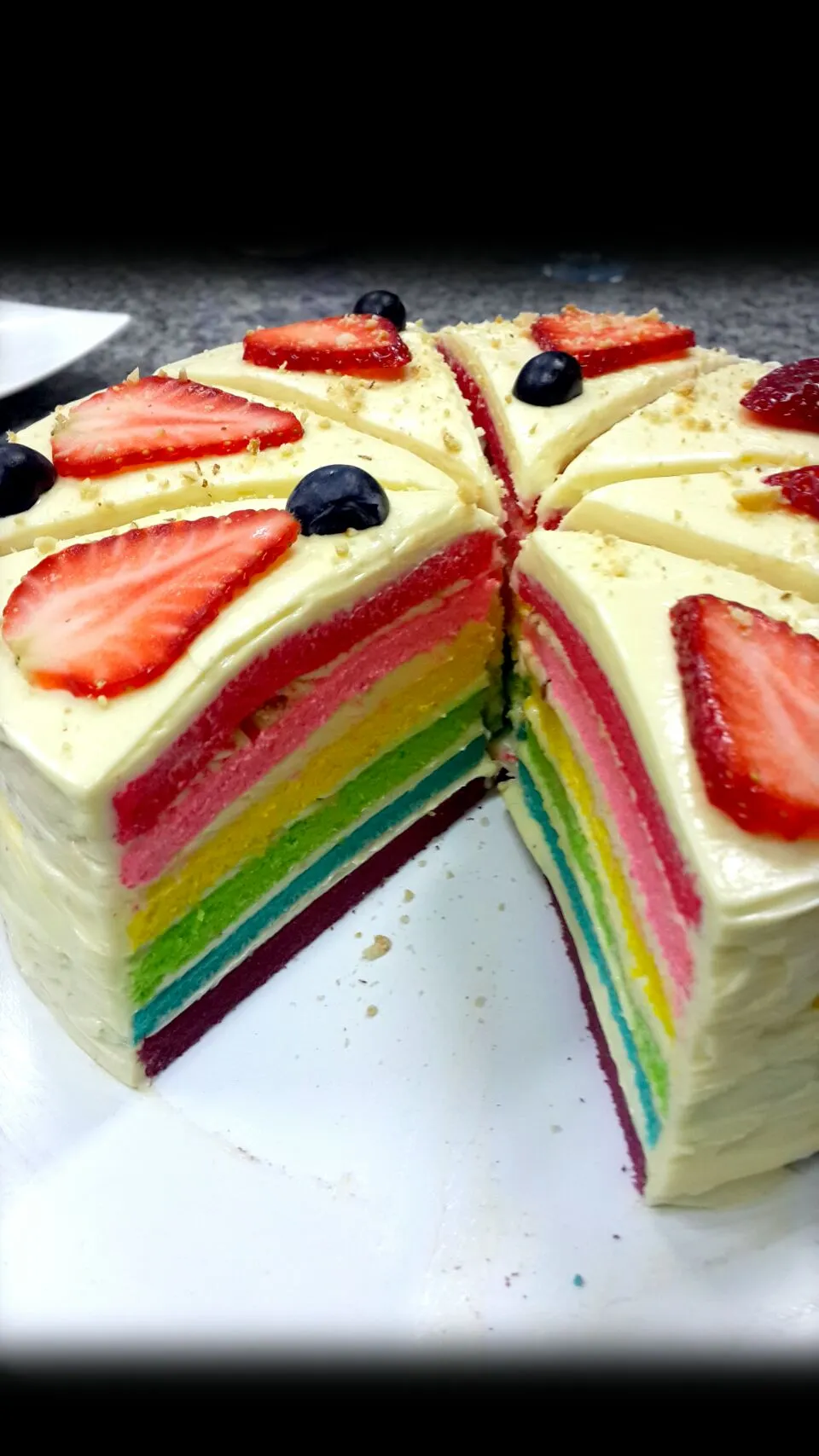 Rainbow cake.|Bantitaさん