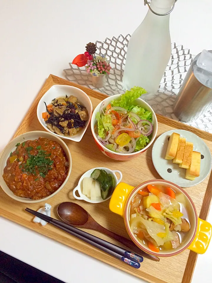 今日はキーマカレーを和風にして丼に…美味しいぃ〜|ともりんさん