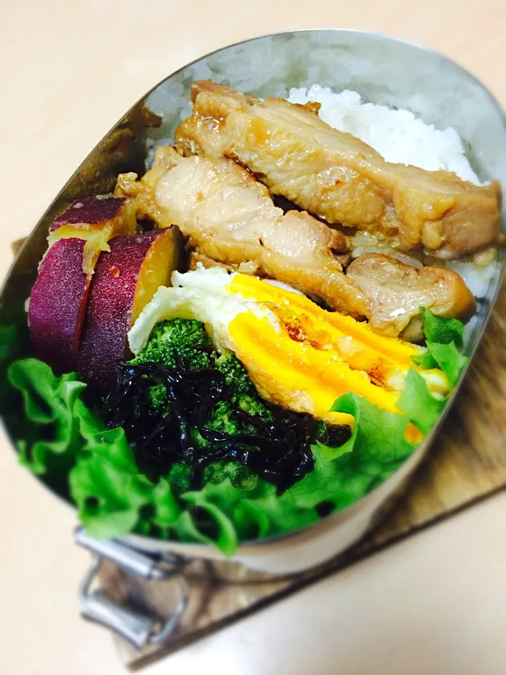 Snapdishの料理写真:照り焼きの残り弁当|hmさん