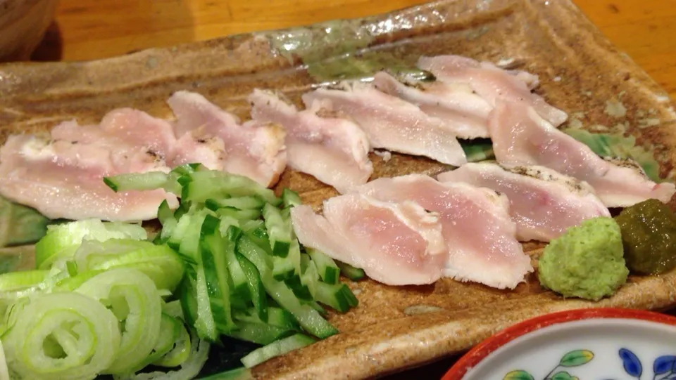 Snapdishの料理写真:軍鶏の胸肉のたたき|sunさん