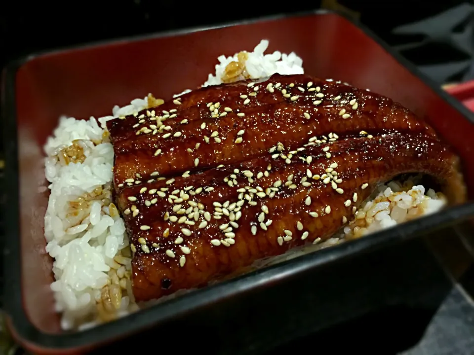 蒲燒鰻魚飯|手牽手一起過好日子。さん