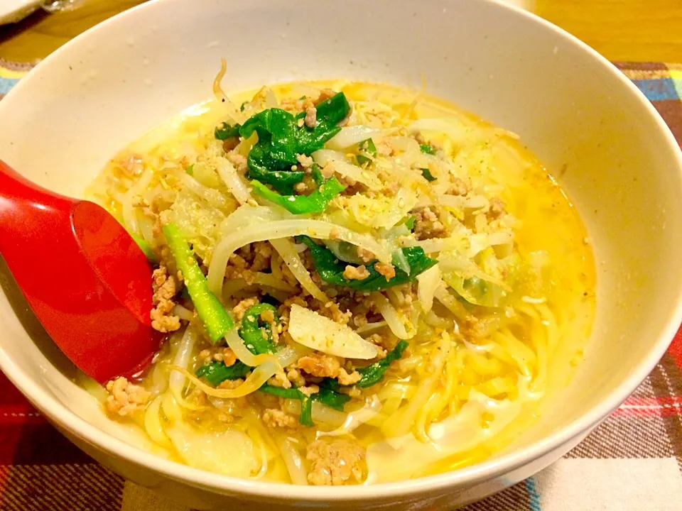 タンメンで夕食🍜🍜|かずみさん