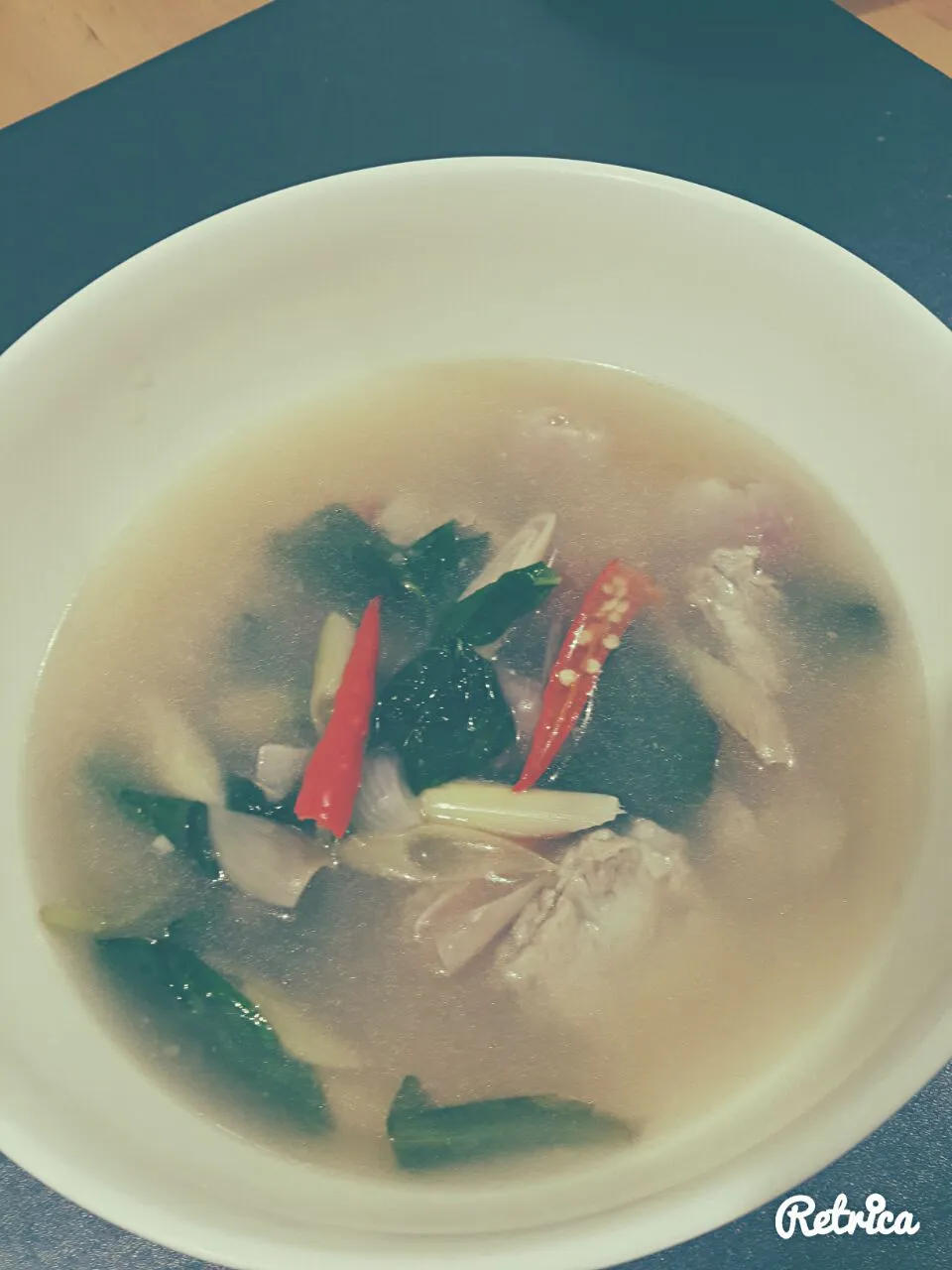 Hot and Spicy Clear Soup with Pork Ribs|Littleaber Hanaさん