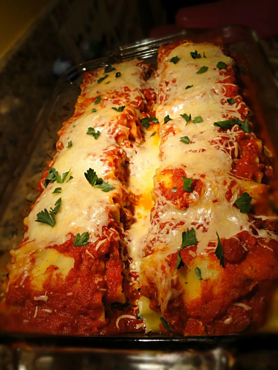 Last night's dinner Lasagna rolls.  Spread ricotta   cheese and cooked Italian sausage on individual Lasagna noodles then roll them up.   It is easy to make and|Jihollandさん