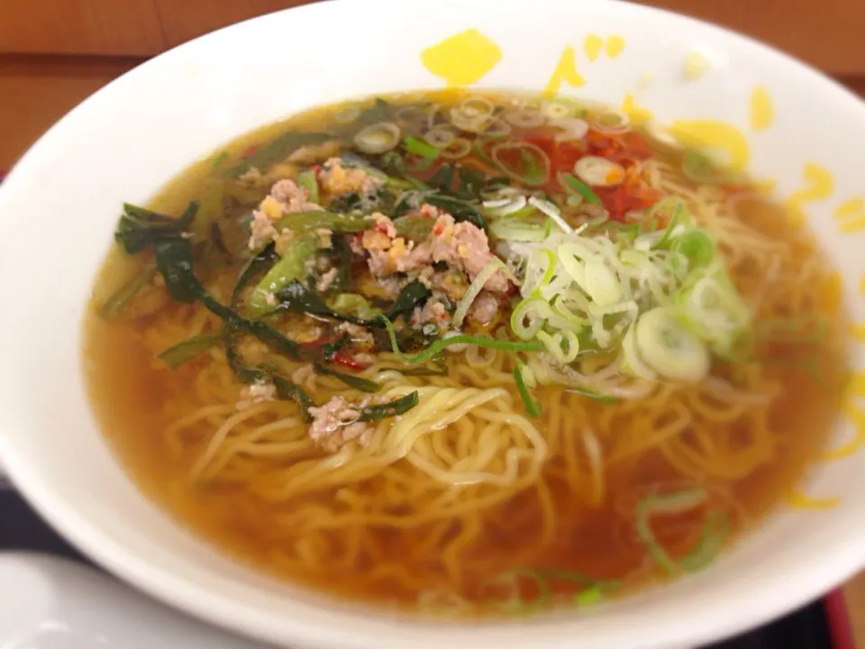 営業マンの昼ごはん ピリ辛ニララーメン|ぽんたさん