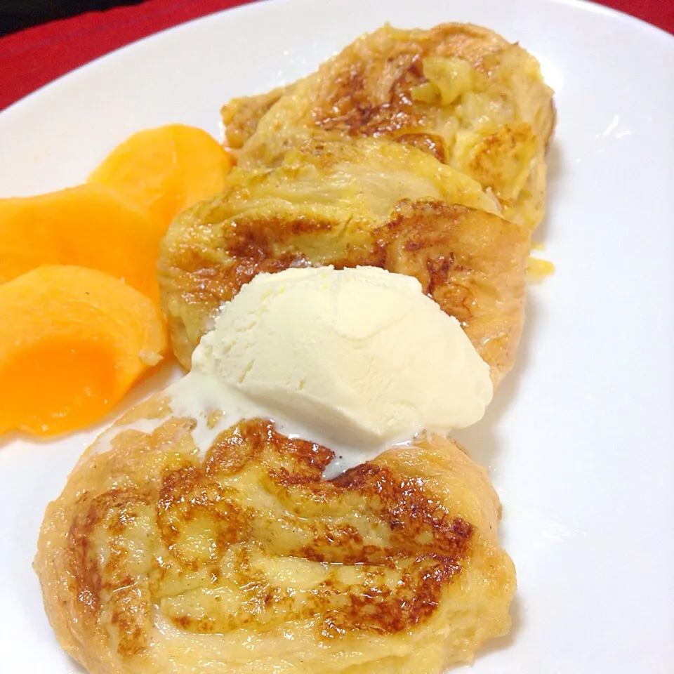 麩レンチトースト꒰๑͒•௰•๑͒꒱❤.       Fake French Toast!! Made by Japanese dry baked wheat glutin.|yorikoさん