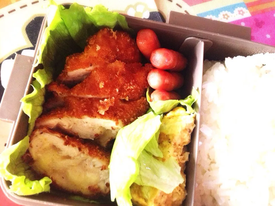 Snapdishの料理写真:食べ盛り息子ささみチーズカツ弁当11/20|けいちゃん（ももザィル）さん