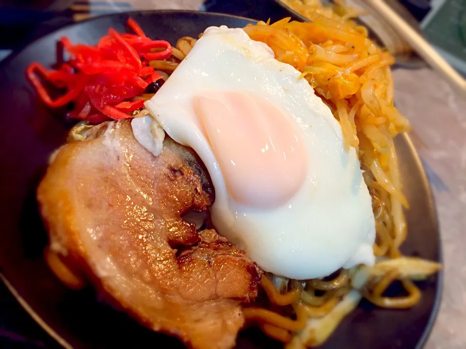 ラーメン屋の名店で食える激ウマ焼きそば@製麺rabo(清水橋)|かっちっさん