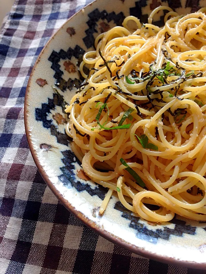 Snapdishの料理写真:明太子スパゲティ…食べかけ|ネギさん