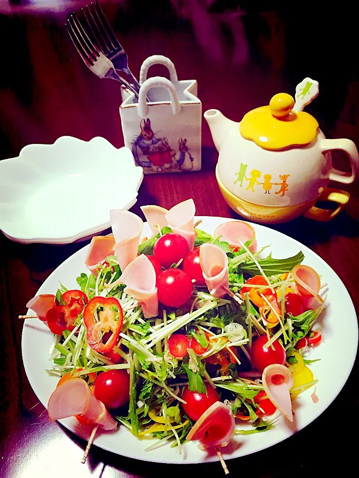 Vegetable salad with roast ham|Laarni Nabongさん