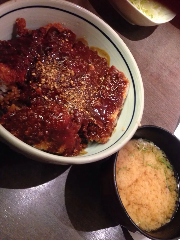 味噌カツ丼|おぎしょーさん