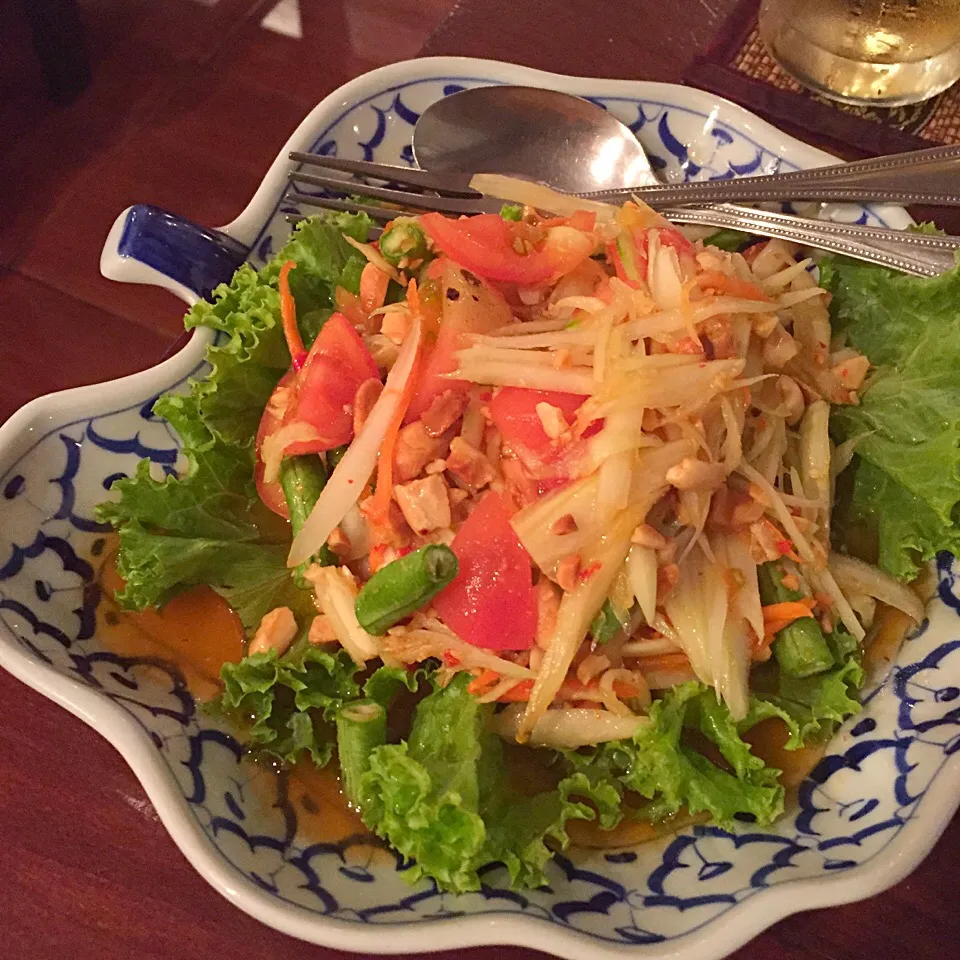 Snapdishの料理写真:ส้มตำ som tum|maixx ใหม่さん