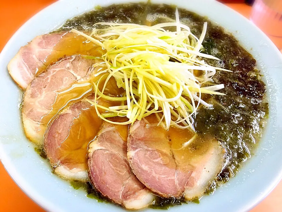 最後のねぎチャーシューラーメン＋岩のりトッピング 【大好きだったラーメン屋さん、今月末で閉店なのです💧】|たまこっこさん