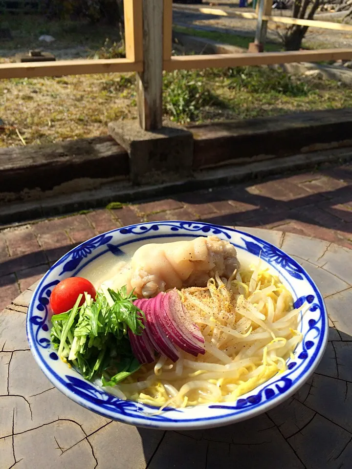 ピクニック・ランチ♬ (▰˘◡˘▰)☝︎|Yoshinobu Nakagawaさん