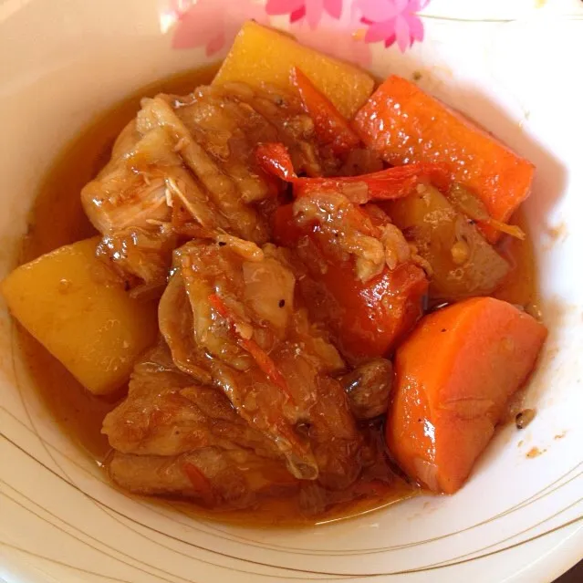 Snapdishの料理写真:Chicken Afritada|Kenny Hiraiさん