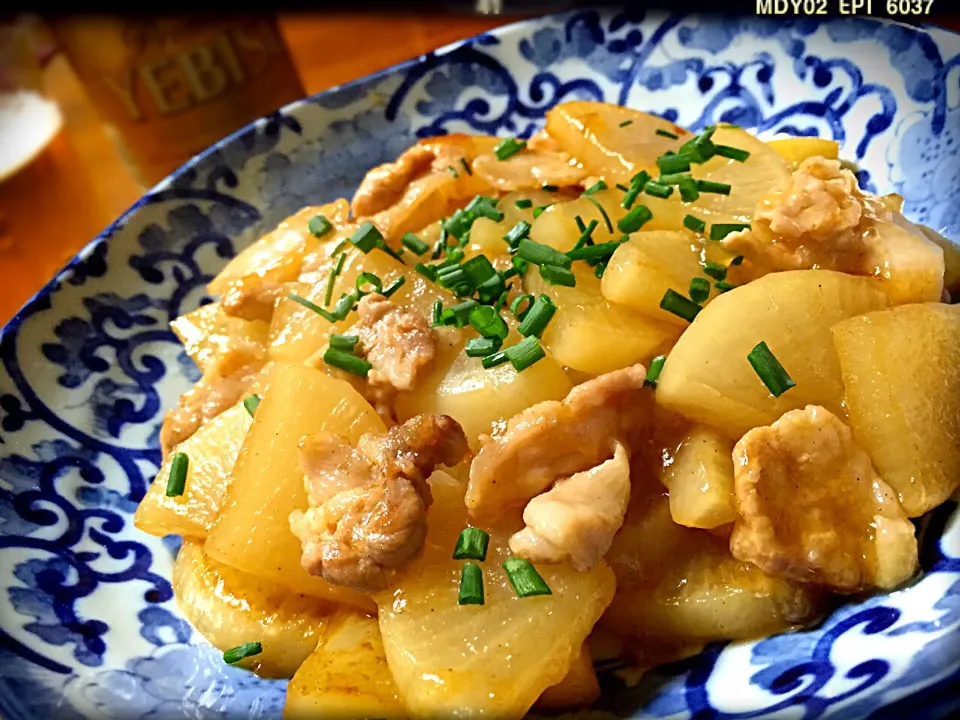 オヤジ特製の豚肉コマ大根です！|TETSU♪😋さん