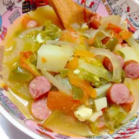 ９種類の具だくさん野菜スープ|おいもさん