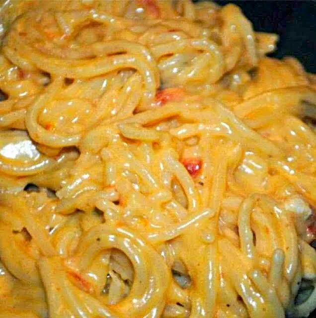 We Cooked Extra Cheesy Chicken Spaghetti 🍝 🍅 💚 🍝 #Pasta #chicken #Cheesy My Cousin  Funeral After Services Repass Food #RIP Ayanna ➕ 😇 #CelebrationOfLife #Food |Alisha GodsglamGirl Matthewsさん