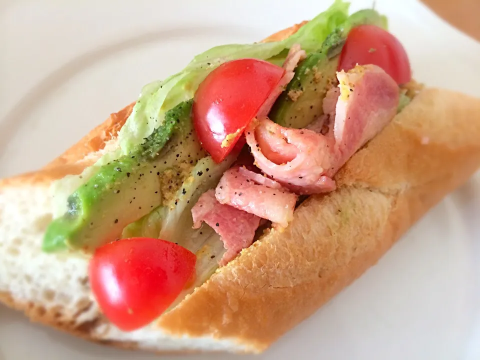 Avocado&bacon sandwich|Masakiさん