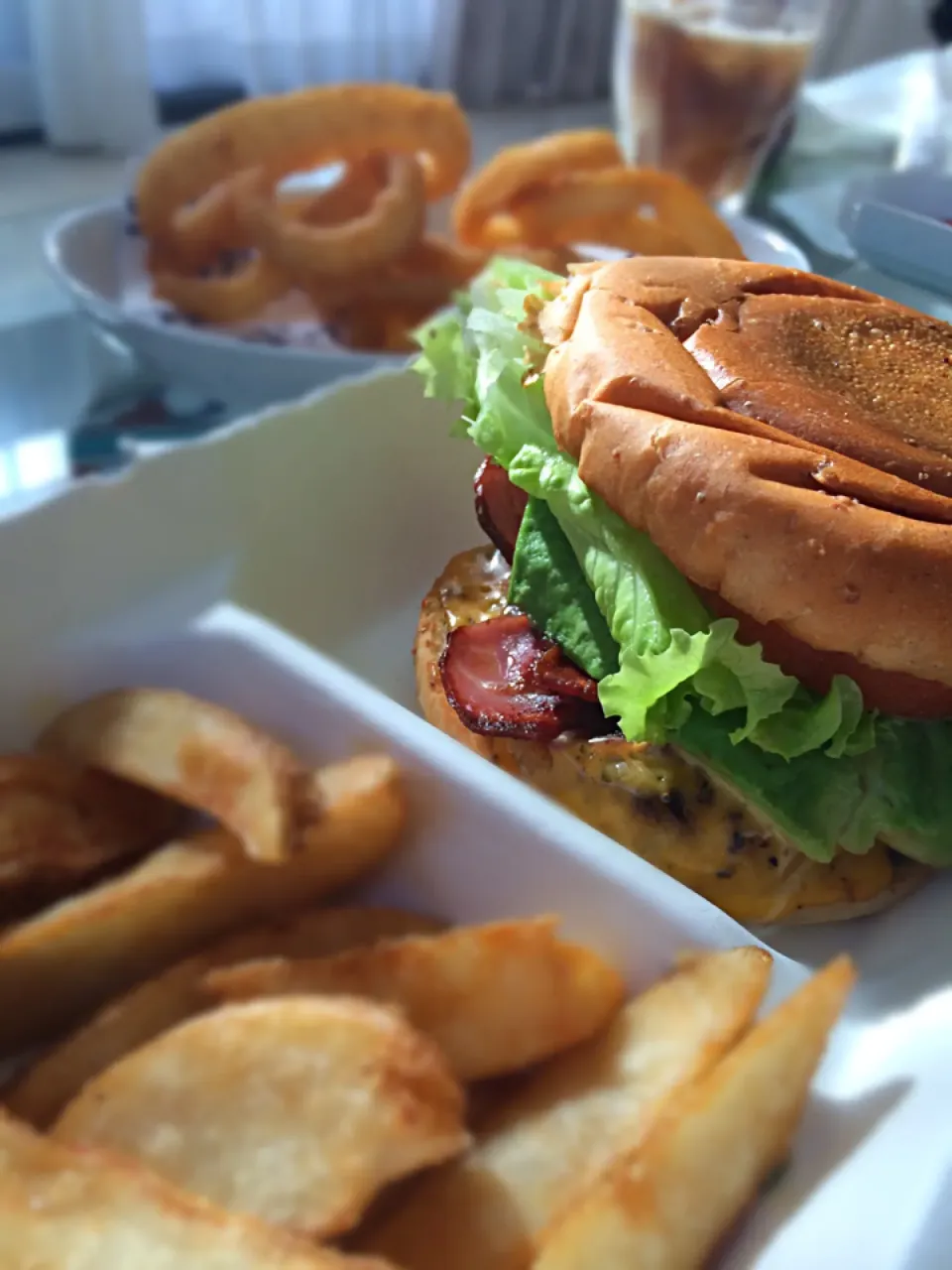 友達の家でハンバーガー！|みきさん